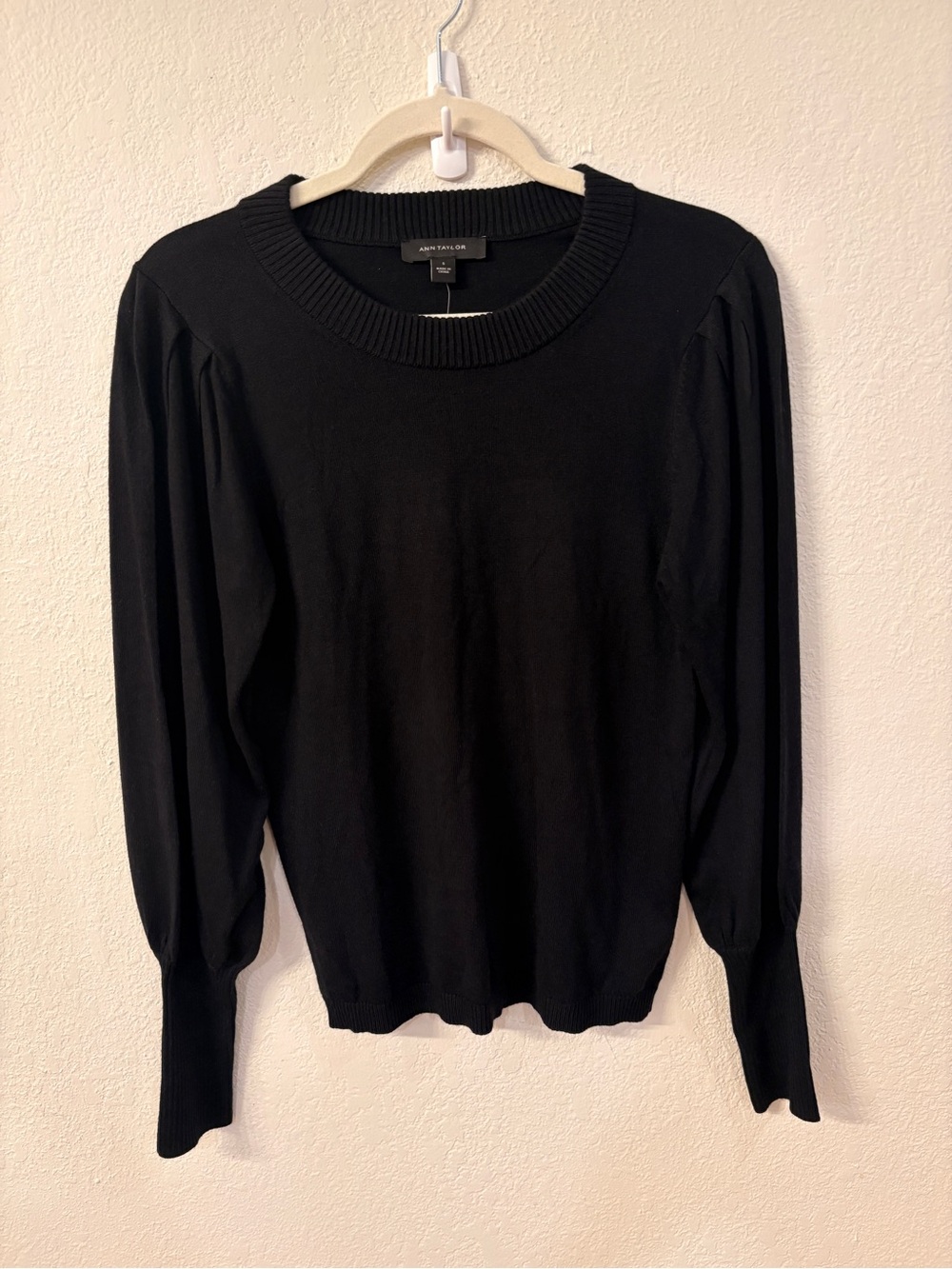 Ann Taylor Puff-Sleeve Sweater - Black Small NWT